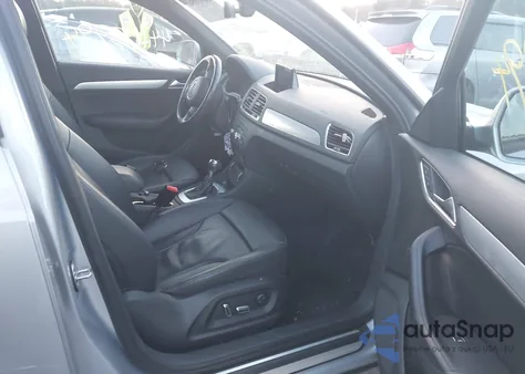 2018 Audi Q3 2.0T Premium/2.0T Sport Premium z USA, uszkodzony, nr VIN WA1ECCFS5JR024759